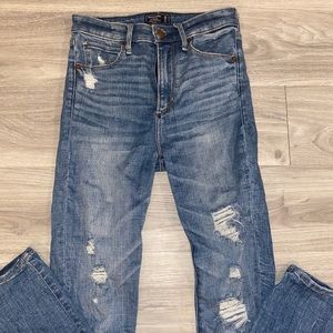 Abercrombie Light-wash, distressed Skinny Jeans